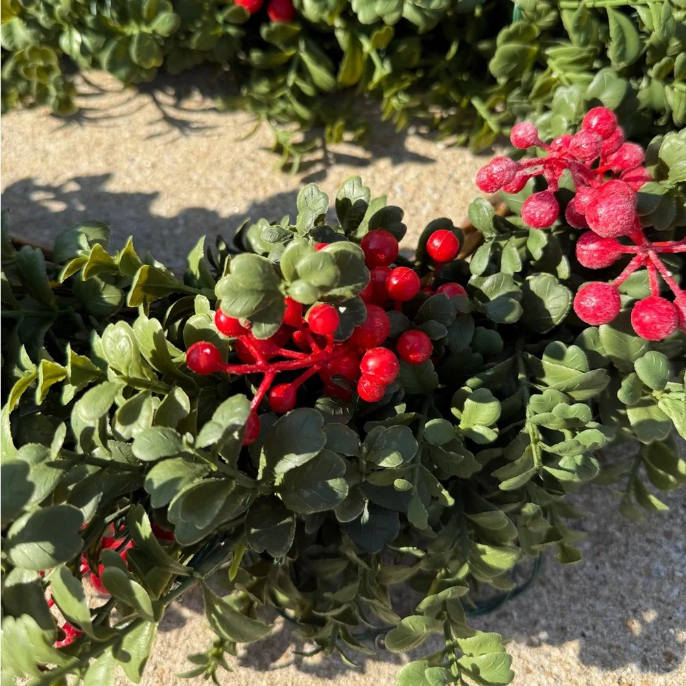 Frontgate Garland - 6 ft - NWT